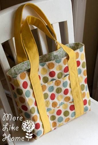 Lined Shopping Bag Pattern, Tote Bag Tutorials Step By Step, How To Make Tote Bags, Homemade Tote Bags, Tote Bag Patterns To Sew, Gifts To Sew For Friends, Tote Bag Sewing Patterns, Easy Tote Bag Pattern Free, Sew A Tote Bag