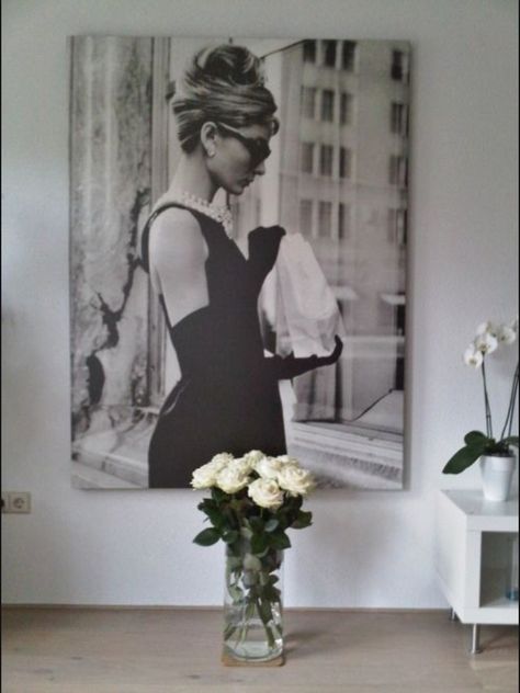 Audrey Hepburn Audrey Hepburn Decor, Posh House, Breakfast At Tiffany's Poster, Living In London, Breakfast Bar Kitchen, Breakfast At Tiffanys, Tiffany Blue, My New Room, Audrey Hepburn