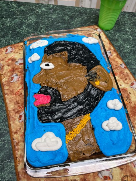 Drake Cake Album Cover, Funny Cakes To Make With Your Friends, Bad Cake Decorating Funny, Drake Cake Funny, Cakes To Make With Friends Funny, Funny Cakes For Best Friend, Fun Cakes To Make With Friends, Funny Cakes To Make, Cake Inspo Funny