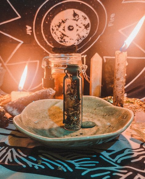 💰️🏺😉 Get notified when the video is up by clicking on the bell on our IG profile 🔔⁠ .⁠ .⁠ .⁠ .⁠ #witchtip #witch #witchcraft #witchesofinstagram #witchyvibes #crystals #occult #witches #witchtok #intention #manifest #gratitude #herbs #crystalmagick #kitchenwitch #magick #witchythings #pagan #witchling #beginnerwitch #greenwitch #spellwork #witchcraftspells #candlemagic #dressedcandle #spelljar Beginner Witch, Witch Tips, Ig Profile, Spells Witchcraft, Green Witch, Candle Magic, Kitchen Witch, Witchy Vibes, Gratitude