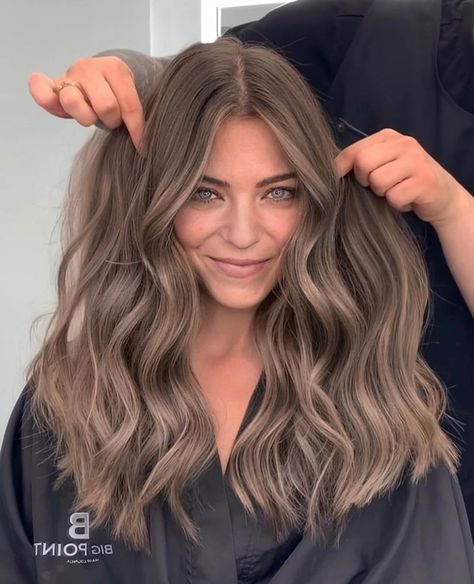 Mushroom Light Brown Hair, Natural Blended Highlights, Dark Toned Blonde Hair, Ash Brown Shadow Balayage, Light Cool Tone Brown Hair, Light Brown Hair Solid Color, Light Ashy Brown Hair, Light Brown Hair Pale Skin, Soft Brunette Hair