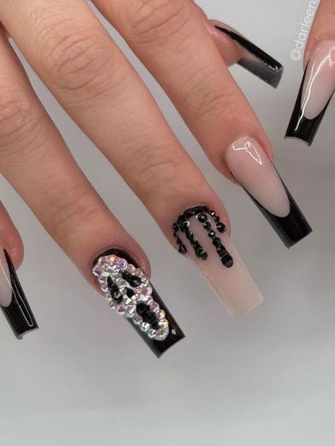 Spooky Manicure, Purple Stiletto Nails, Future Nails, Black Halloween Nails, No Tricks Just Treats, Witch Nails, Halloween Acrylic, Inspiration Nails, Halloween Acrylic Nails