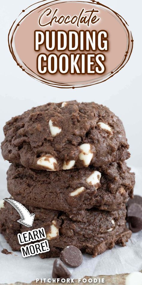 Can’t decide if you like brownies or cookies better? Me either! I know for sure I love chocolate and that’s why I’m in love with these Brownie Bomb Cookies from Pitchfork Foodie! They are the best of both worlds! Grab this recipe for thick, chewy cookies that taste like brownies! Brownie Bomb, Health Dessert Recipes, Chocolate Pudding Cookies, Pudding Cookies Recipes, Chocolate Chip Pudding, Chocolate Chip Pudding Cookies, Chewy Cookies, Pudding Cookies, Dessert Bar Recipe