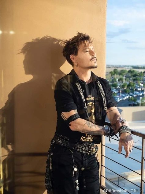 Johnny Depp Wallpaper, Johnny Depp Images, John Depp, جوني ديب, Johnny Depp Style, Kaptan Jack Sparrow, Johnny Depp And Amber, Young Johnny Depp, Johnny Depp Pictures