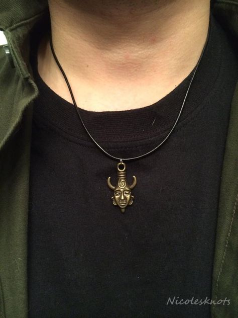 Dean Winchester Necklace, Dean Winchester Cosplay, Supernatural Jewelry, Supernatural Necklace, Supernatural Movies, The Supernatural, Fantasy Aesthetic, Super Natural, Mens Winter Fashion