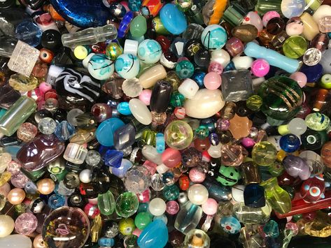 Junk Jewelry, Craft Jewelry, Loose Beads, Jewelry Crafts, Glass Beads, Ships, Beads, Glass