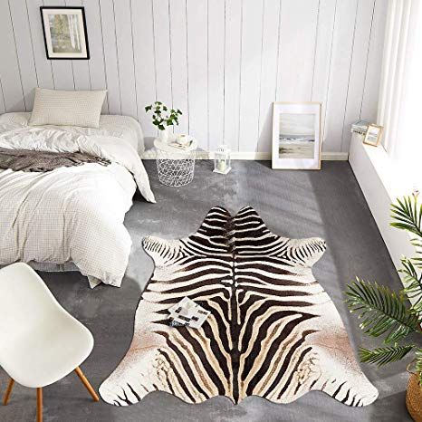 Animal Print Rug Bedroom, Zebra Print Bedroom Ideas, Zebra Rug Bedroom, Safari Rug, Zebra Rugs, Zebra Print Bedroom, Zebra Skin Rug, Zebra Bedroom, Animal Print Carpet