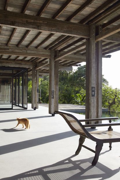 recycled timber beams & telephone pole posts, building bloc architects, langkawi (we know this house and love it!) Telephone Pole, Pole House, Timber Cabin, Timber Posts, Discovery Bay, Muar, Timber Architecture, Recycle Timber, Timber Buildings