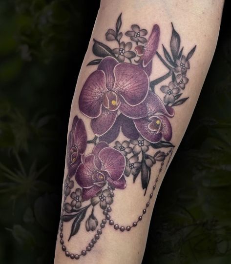 @dakrii_tattoos • Instagram photos and videos Goth Flower Tattoo, True North Tattoo, North Tattoo, Tattoos Instagram, Botanical Tattoo, B Tattoo, True North, Pattern Tattoo, Life Tattoos