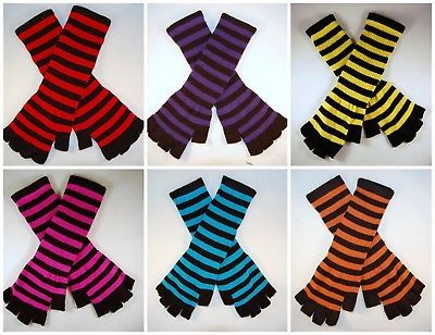 Striped Fingerless Gloves, Scene Girl Fashion, Striped Gloves, Famous Outfits, Fast Fashion Brands, Fandom Outfits, Fancy Dresses Long, Punk Emo, Emo Outfits