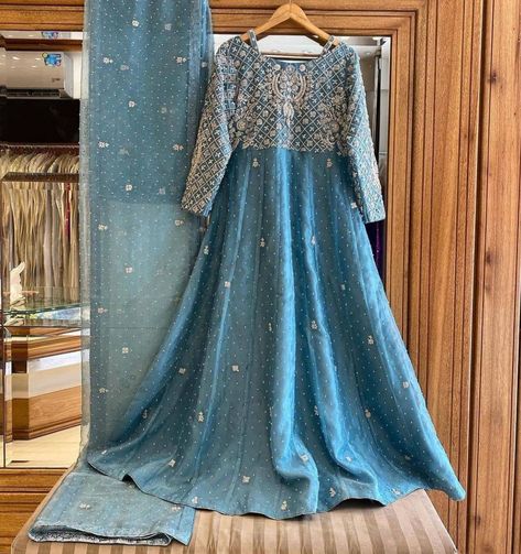 Valima Dress, Shadi Dresses, Latest Bridal Dresses, Designer Party Dresses, Pakistani Wedding Outfits, Pakistani Fancy Dresses, Bridal Dress Fashion, Fashion Design Dress, Bridal Dress Design