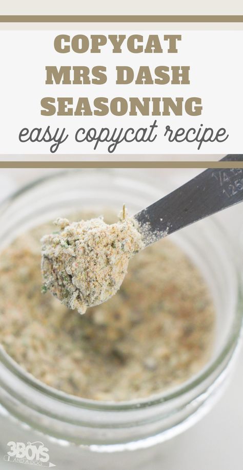 This Copycat Mrs Dash Garlic and Herb Spice Blend is one of my favorite homemade seasoning recipes! I love making it for the holidays! #seasoning #spiceblend #copycatrecipes #3boysanadog Blue Mocktail Recipe, Cayenne Pepper Recipes, Mrs Dash Seasoning, Dash Recipe, Salt Free Seasoning, Homemade Seasoning, Spice Blends Recipes, Diy Food Gifts, Spice Mix Recipes