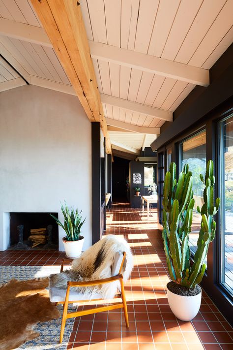 Terracotta Tile Floors, Mcm Interior, Mid Century Modern Ranch, 70s House, Terracotta Tile, 70s Home, Modern Ranch, Mid Century Living, Mid Century Modern Living