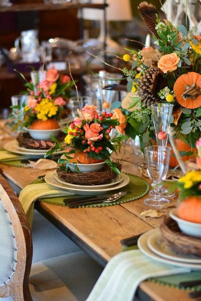 Luxury Glassware, Proper Etiquette, Brandon Rogers, Entertaining Tips, Chef Logo, Simon Pearce, Dining Etiquette, Thanksgiving Tablescape, Table Manners