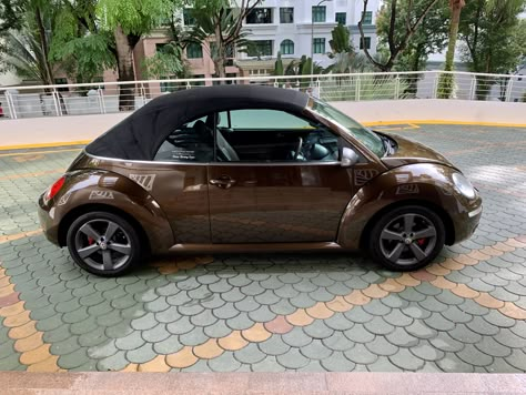 Sage Green Beetle Car, Brown Beetle Car, Brown Vw Beetle, Brown Volkswagen Beetle, Beetle Car Aesthetic, Car Vibes, Volkswagen Beetles, Volkswagen Beetle Convertible, Bug Car