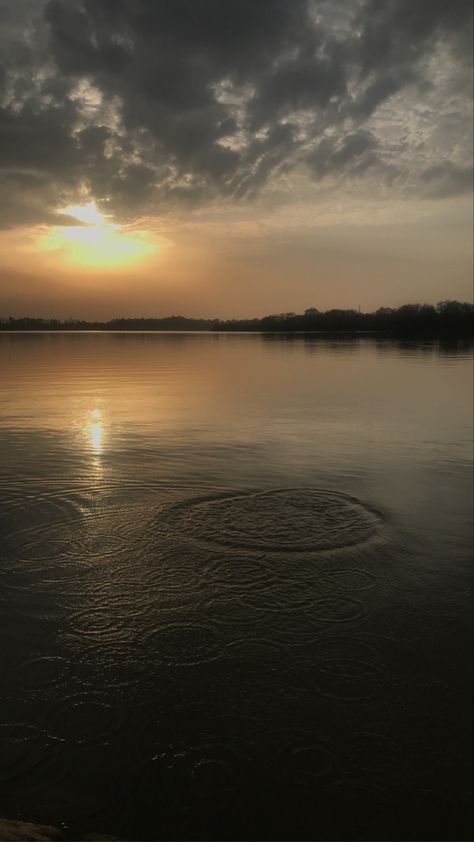 Monsoon Snap, Sukhna Lake Chandigarh, Sukhna Lake, Monsoon Season, Snap Chat, Shadow Pictures, Lake Sunset, Me Quotes Funny, Chandigarh