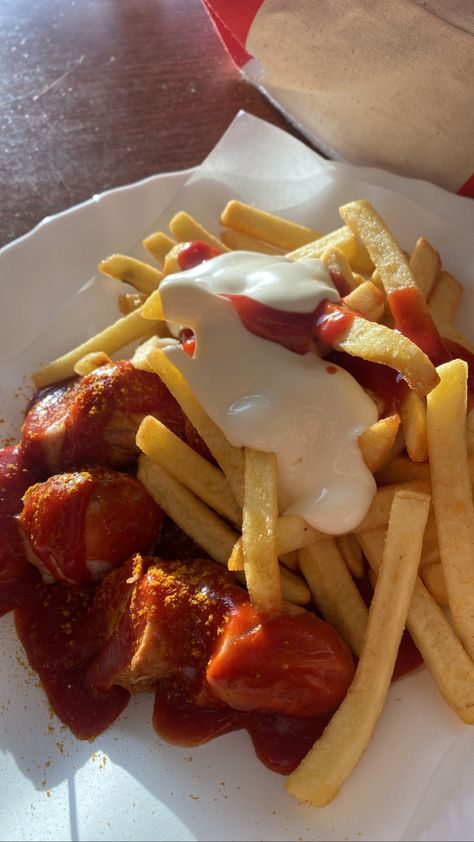 lunch today so tasty and definitely needed after the stormy days berlin has had lately #food #aesthetic #berlin #germany #foodaesthetic #currywurst #foodporn Berlin Germany Aesthetic Food, Berlin Germany Food, Germany Lifestyle, Curry Wurst, Germany Food, Berlin Food, Healthy Food Inspiration, German Food, Yummy Foods