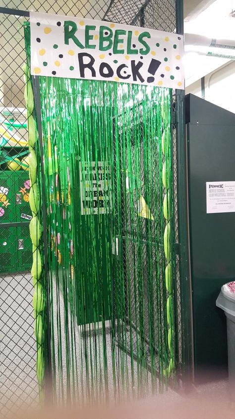 Decorated Locker Rooms, Locker Room Ideas Sports, Decorating Locker Room, Locker Room Decorations Soccer, Team Swag Ideas, Softball Locker Room Decorations, Lockeroom Decorations, Senior Night Locker Room Decorations, Locker Room Decorations Volleyball