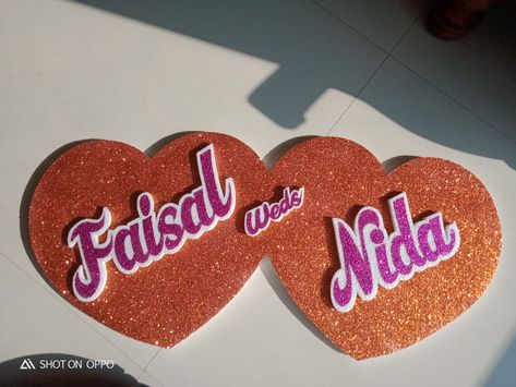 Wedding Name Tharmacol Design, Hindu Wedding Decorations, Birthday Name, Wedding Name, Art N Craft, Hindu Wedding, Diy Crafts For Home Decor, Art Craft, Gingerbread Cookies