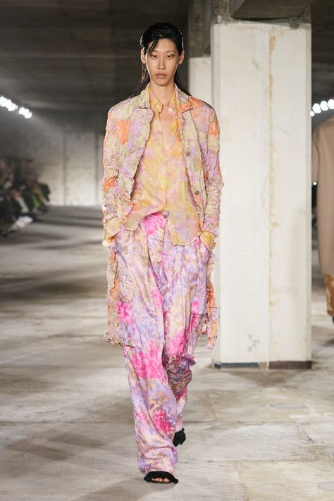 Spring 2023 Ready To Wear, 2023 Ready To Wear, Womenswear Fashion, Floral Fashion, Print Trends, Spring 2023, Runway Collection, Dries Van Noten, Fashion Week Spring