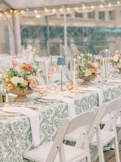 Wedding Garden Table Decor, Indoor Garden Party Wedding, English Garden Tablescape, Garden Party Table Scape, Floral Wedding Tablecloth, English Garden Wedding Centerpieces, Wedding Table Linen Ideas Color Palettes, Patterned Linens Wedding, Pattern Table Cloth Wedding