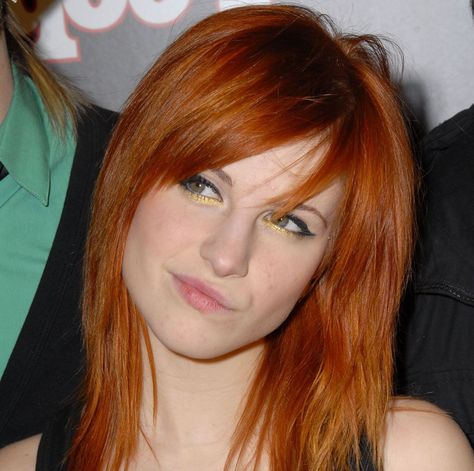 Hayley Williams Hayley Wiliams, Haley Williams, Hayley Paramore, Paramore Hayley Williams, Pastel Outfit, Hayley Williams, Red Hair Color, New Hair Colors, Orange Hair