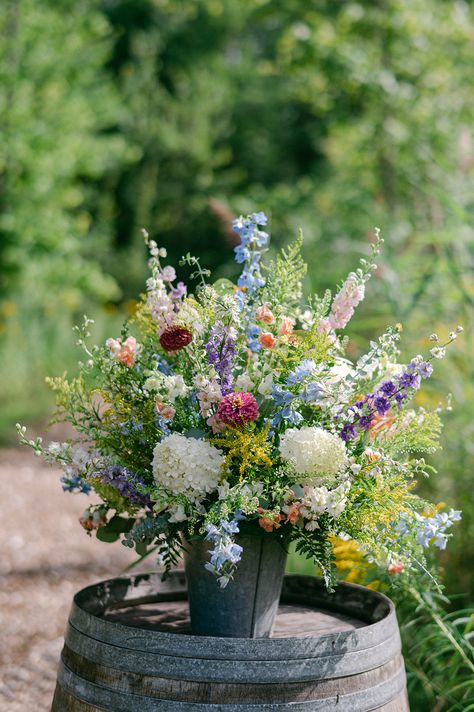 Wild Flowers Centerpieces, Pnw Wedding Flowers, Late Summer Wildflower Bouquet, Wildflower Table Centerpieces, Wild Flower Arch, September Flower Bouquet, Wild Flower Centerpieces, Pastel Wildflower Bouquet, Wild Flower Arrangements