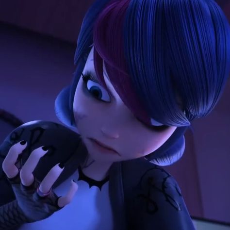 Evil Marinette, Marinette Icon, Icon Profile, Blue Aesthetic Dark, Lagoona Blue, Marinette Dupain Cheng, Adrien Agreste, Miraculous Ladybug Funny, Ladybug Comics