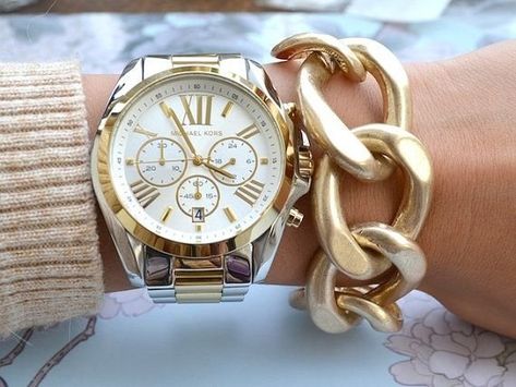 Michael Kors Chunky Gold Watch Mk Watch, Kate Spade Watch, Inexpensive Jewelry, Gold Watches, Wrist Jewelry, Michael Kors Outlet, Fossil Watches, Women Watches, Rose Gold Watch