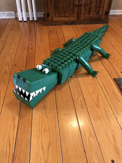 Alligator Craft, Alligator Crafts, Crocodile Craft, Recycling Art, Recycled Art Projects, Jungle Party, Recycled Projects, Welcome To The Jungle, Trunk Or Treat