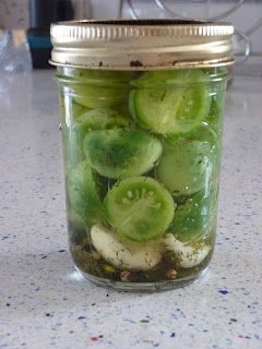 Pickled Green Cherry Tomatoes Recipe, Pickled Green Cherry Tomatoes, Pickled Cherry Tomatoes Recipe, Green Cherry Tomatoes, Canning Banana Peppers, Pickled Green Tomatoes, Vegetable Cooking, Pickled Cherries, Cherry Tomato Plant