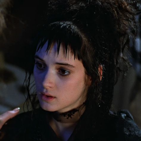 Winona Ryder - Lydia Beetle Juice Winona Ryder, Wynona Ryder Beetlejuice, Beatle Juice Winona Ryder, Lydia Beetlejuice Pfp, Winona Ryder Pfp, Winona Ryder Lydia Deetz, Lydia Deetz Icon, Wynonna Ryder, Young Winona Ryder