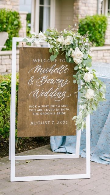 Bay Area Calligrapher Engraver on Instagram: "There are many ways to display your signs: On an easel, hang them on stands, insert them to floor stands or stick them on a wall, the options are endless. I would say florals are a must 💐😉 -Calligraphy & Signage: @monstera.gold | Artist: @handletteredbytiffany -Planning: @hitchedbyhaley -Florals: @visualimpactdesign -Venue: @ritzcarltonhmb . . . . . #woodensign #woodsign #woodwelcomesign #rusticsign #rusticvibes #rusticwedding #weddingcalligraph Wedding Welcome Sign Display, Diy Wedding Stand Sign, Sign Holder Wedding, Ritz Carlton Wedding, Carmel Weddings, Bridal Shower Inspo, Calligraphy Signs, Outdoor Cocktail, Wedding Signs Diy