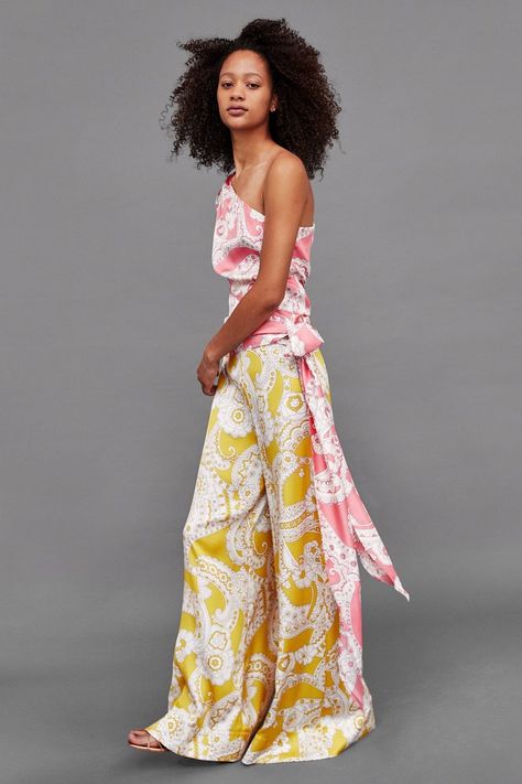 Here’s an Instant Outfit to Go With Your Margarita on Cinco de Mayo Cinco De Mayo Outfit Women, Envy Clothing, Fiesta Dress, Fiesta Outfit, Mexican Outfit, Palazzo Trousers, Popsugar Fashion, Weekly Outfits, Mexican Dresses