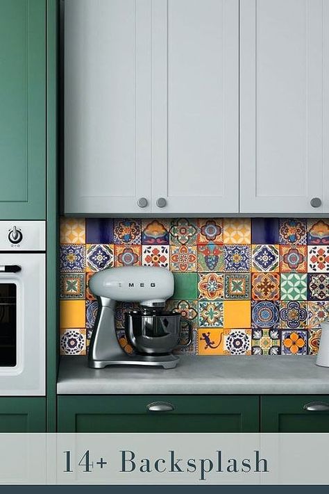 Italian Kitchen Tiles Backsplash Ideas, Mozaik Floor, Mediterranean Tiles Kitchen, Italian Tile Kitchen, Italian Kitchen Tiles, Portuguese Tiles Kitchen, Spanish Tile Kitchen, Mediterranean Kitchen Tiles, Floor Tiles Design Ideas