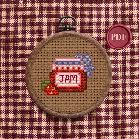 This is a digital item. You will receive the pattern as a PDF upon purchase. - 14 count Aida used - Design size is 21 x 17 stitches - Finished size will be approx 3.8 x 3.1 cm (1.5 x 1.25 inches) - DMC colour key - Stitches used are cross stitch and backstitch - For this design you will need 12 colours. Aesthetic Cross Stitch, Cross Stitch Patterns Vintage, Simple Vintage Style, Vintage Cross Stitch Pattern, Cross Stitch Bookmarks, Mini Cross Stitch, Vintage Cross Stitches, Cross Stitch Rose, Strawberry Jam