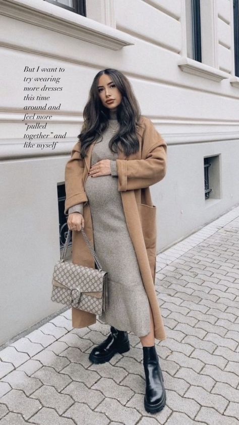 Nyc Maternity Style, Office Maternity Outfits, Maternity Style Winter, Pregnant Fall Outfits, Cool Maternity Outfits, Pregnacy Fashion, Prego Outfits, Pregnancy Fashion Fall, Fall Maternity Outfits