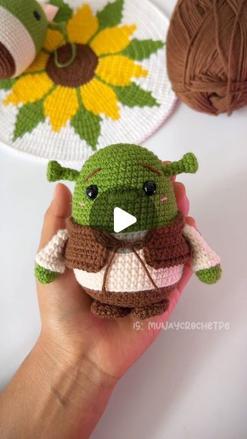 Shrek Crochet Pattern Free, Shrek Pixel Art, Shrek Crochet Pattern, Shrek Amigurumi, Shrek Crochet, Small Patterns, Amigurumi Tutorial, Shrek, Amigurumi Crochet