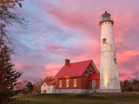 10 Michigan lighthouses you can visit, mapped Tawas Michigan, Michigan Lighthouses, Lighthouse Sunset, Ludington State Park, Lake Lighthouse, Michigan Road Trip, Mackinaw City, Mackinac Bridge, Lighthouse Pictures