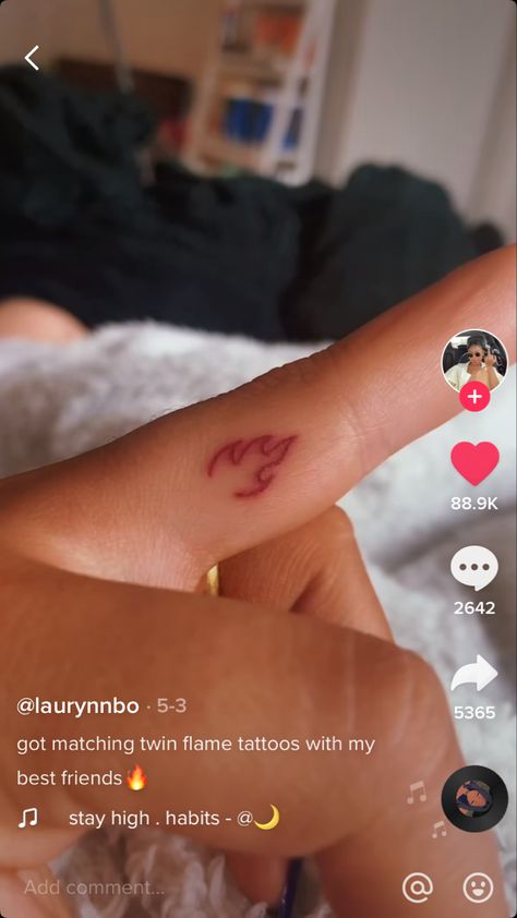 Matching Red Ink Tattoos, Trendy Matching Tattoos, Red And Black Matching Tattoos, Tiny Flame Tattoo Finger, Flame Matching Tattoos, Pink Flame Tattoo, Mini Flame Tattoo, Dainty Flame Tattoo, Small Fire Tattoo For Women