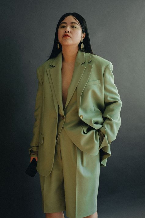 Green Suit Women, Oversized Suit, Satin Suit, Ap Studio Art, Spring Awakening, Birthday Shoot, Mens Suit Jacket, Gogo Boots, Green Suit