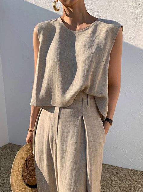 Loose Sleeveless Top, Knit Lace Dress, Wide Leg Pant Suit, Ruffle T Shirt, High Waist Wide Leg Pants, Office Outfits Women, Oversize Women, Sleeveless Vest, Workout Tank Tops