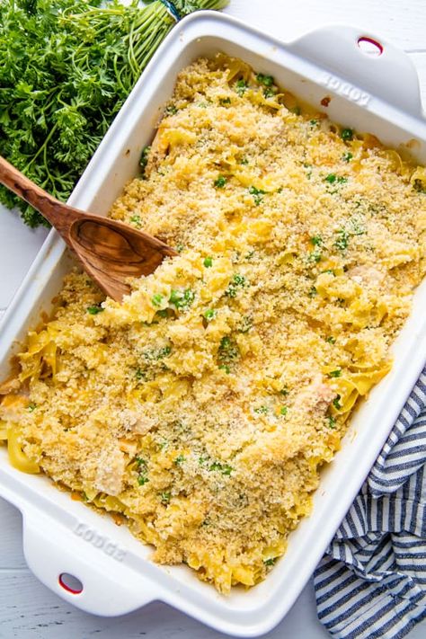 Tuna Casserole Best Tuna Casserole, Roasted Smashed Potatoes, Campfire Foods, Chicken Casserole Recipes, Creamy Chicken Casserole, Tuna Casserole Recipes, Yummy Casserole Recipes, Stay At Home Chef, Tuna Noodle Casserole