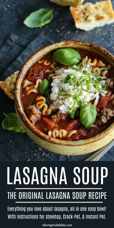 Lasagna Soup from afarmgirlsdabbles.com - A soup that’s like lasagna in a bowl. This lasagna soup recipe is packed with the familiar flavors you love, plus an ooey-gooey cheesy yum! #lasagna #soup #cheesy #yum #comfort #pasta Soup Lasagna, Easy Lasagna Soup, Soup Crockpot, Lasagna Soup Recipe, Crockpot Lasagna, Soup Easy, Lasagna Soup, Soup And Stew, Ooey Gooey