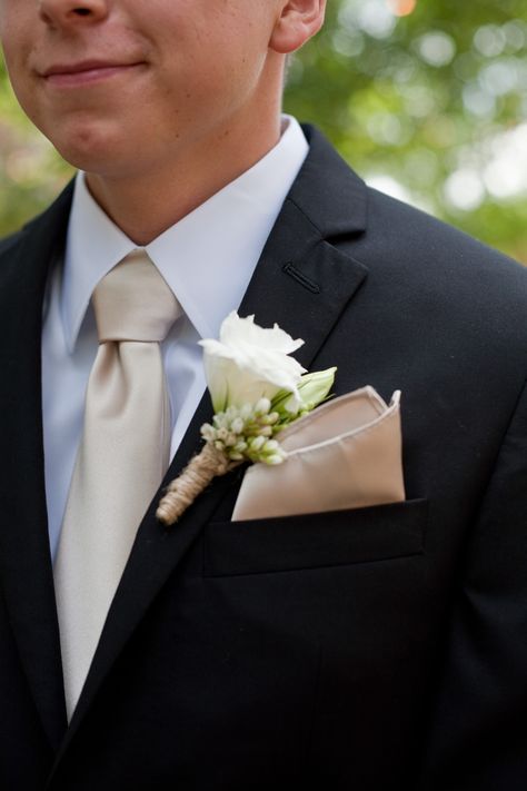 Groomsmen Black And Champagne, Black Suit Taupe Tie Groomsmen, Groomsmen Champagne Tie, Black And Beige Suits For Men, Black Suit With Neutral Tie, Black Suit Neutral Tie, Black Suit Cream Tie, Groom Black Suit Champagne Tie, Black Suit With Beige Tie