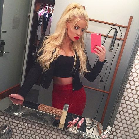 GiGi Gorgeous Is Looking.... Well, You Know, Gorgeous <3 Gigi Gorgeous, After Life, Relaxed Hair, Feminine Beauty, Big Hair, Gorgeous Hair, Human Hair Wigs, Wig Hairstyles, Beauty Women