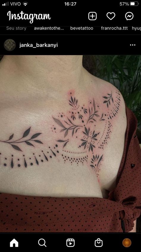 Dotted Chest Tattoo, Chest Tattoo Female Ornamental, Fineline Chest Tattoo, Fine Line Chest Tattoo Female, Ornamental Collar Bone Tattoo, Chest Ornamental Tattoo, Ornamental Chest Tattoo Female, Ornamental Tattoo Chest, Ornamental Stomach Tattoo