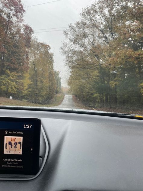 1989 Deluxe, 1989 Tv, Tv Cars, Out Of The Woods, Car Aesthetic, Taylor Swift 1989, Rainy Weather, Autumn Aesthetic, Apple Car Play