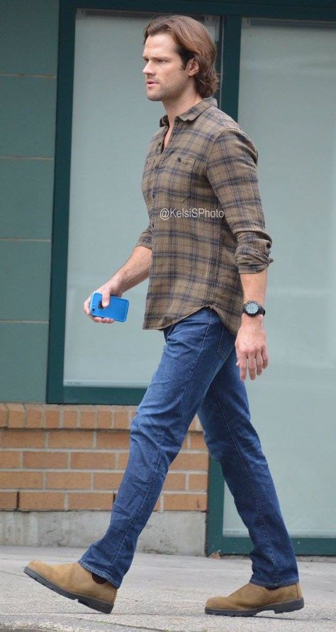 Sam Winchester Outfit, Short Hair Outfits, Mens Street Style Summer, Sammy Winchester, Dragon Drawings, Male Outfits, Sigma Male, Husband Material, Spring Outfits Men