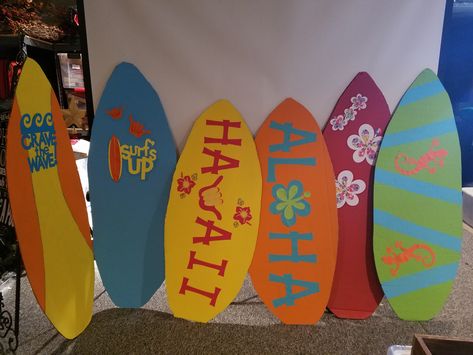 Cardboard Surfboards Cardboard Surfboard Decoration, Diy Cardboard Surfboard, Surf Party Ideas, Cardboard Surfboard, Diy Surfboard Decor, Surfer Costume, Surfboard Craft, Diy Surfboard, Surfboard Painting